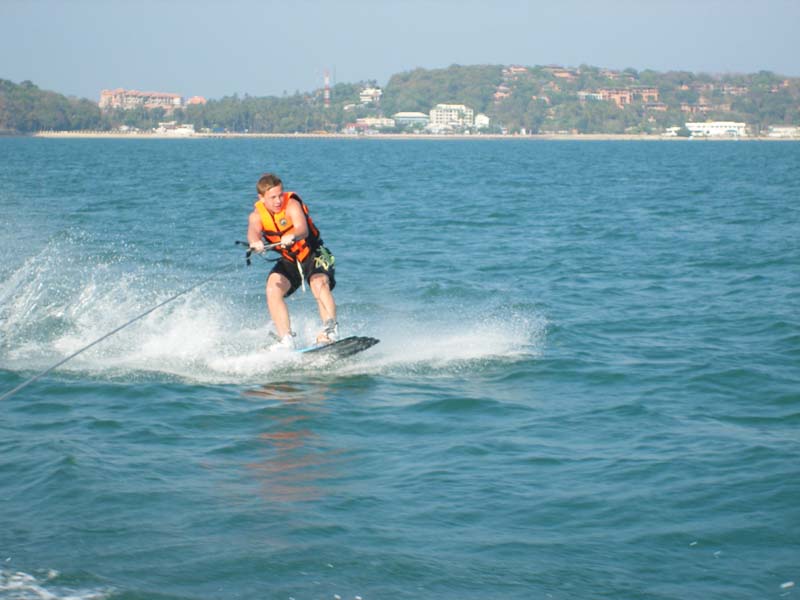 Phuket speedboat water ski